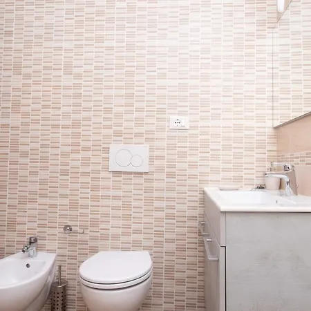 S209 - Sirolo, Nuovissimo Bilocale Con Portico Pt